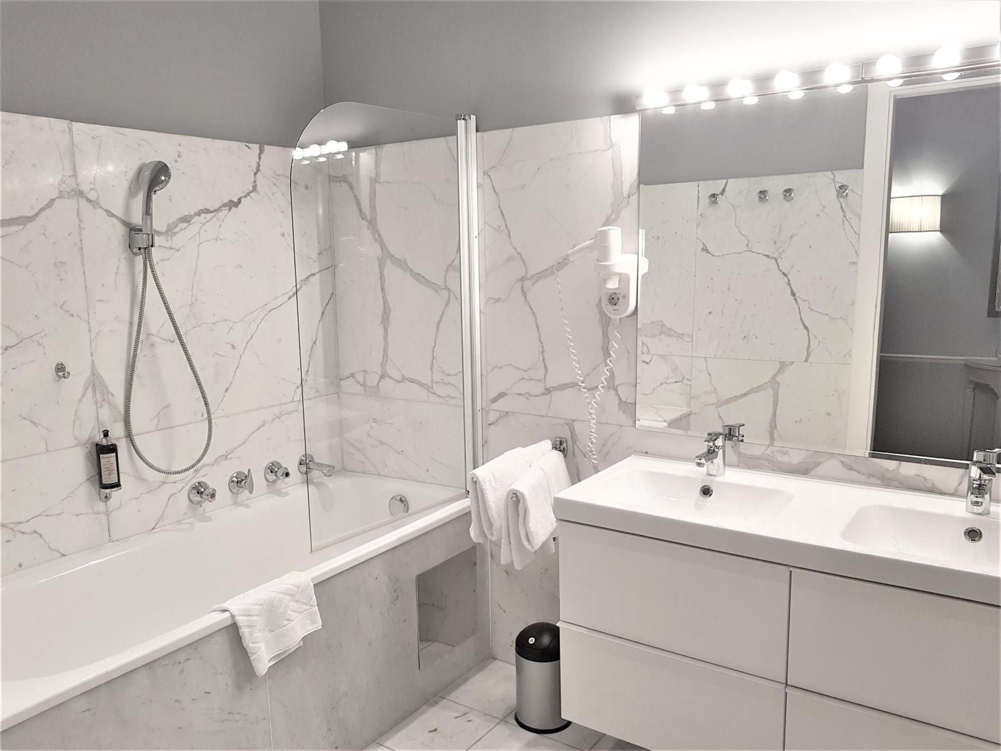 Christiane Hörbiger Suite